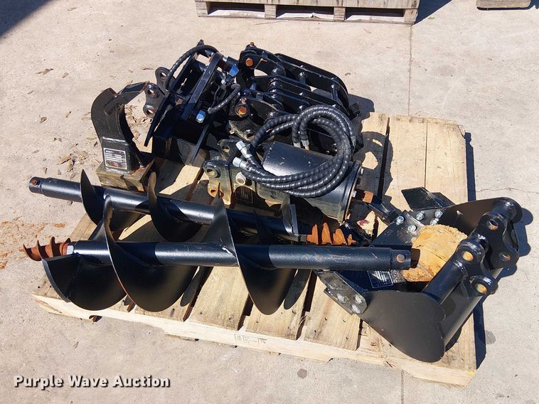 image for item ES8882 Mini excavator attachments