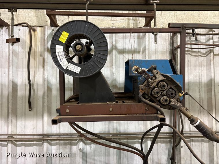 image for item ES8910 Plasma cutting and welding system