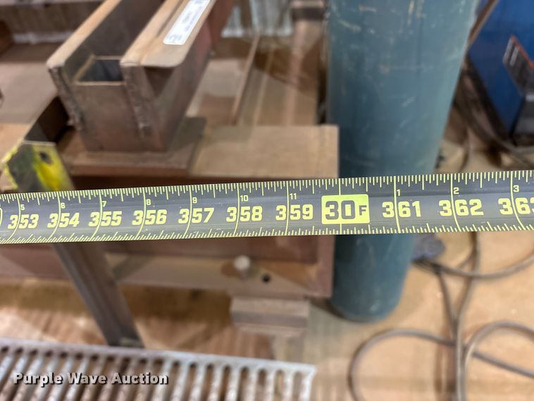 image for item ES8910 Plasma cutting and welding system