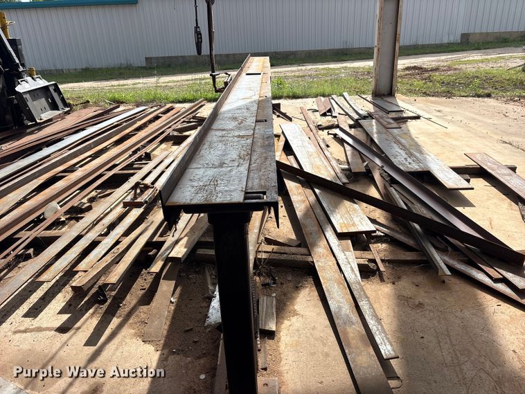 image for item ES8911 2014 Edwards 100 Ton iron worker