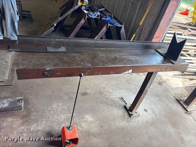 image for item ES8911 2014 Edwards 100 Ton iron worker