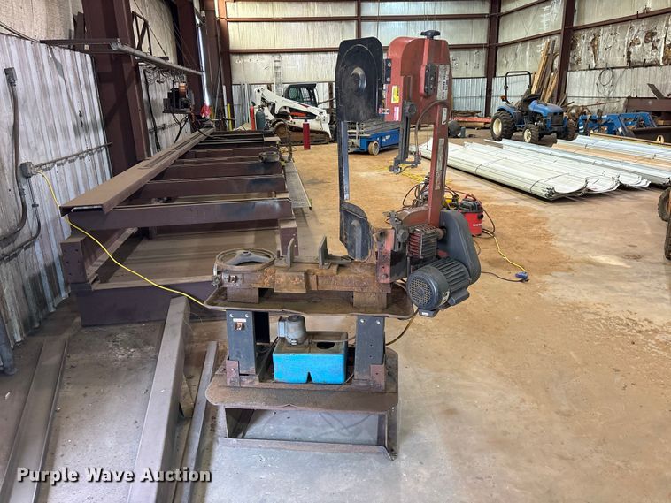 image for item ES8911 2014 Edwards 100 Ton iron worker