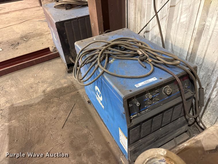 image for item ES8913 Miller Gold Star 452 welder