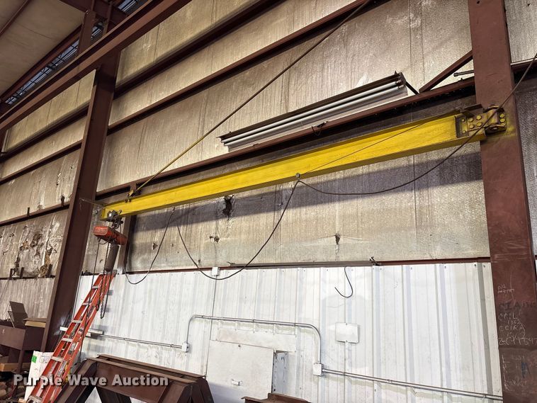 image for item ES8916 CM WL overhead chain hoist