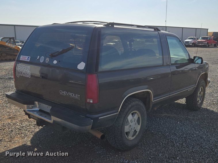 image for item ET1348 1992 Chevrolet Blazer SUV