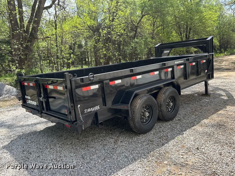image for item ET1936 2020 Lamar DL831627 dump trailer