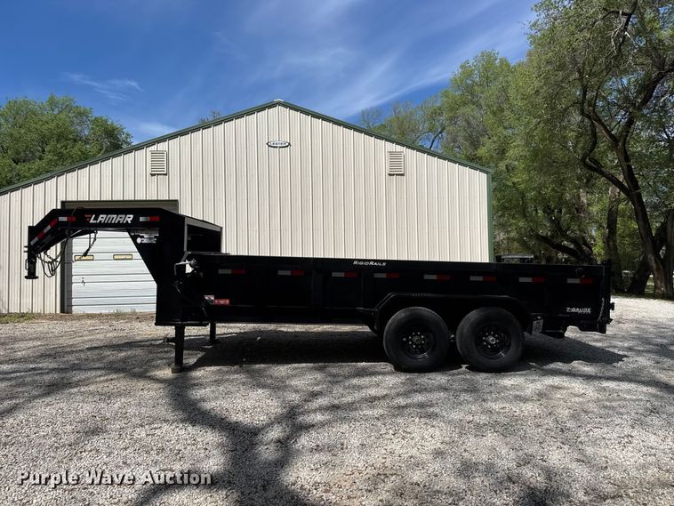 image for item ET1936 2020 Lamar DL831627 dump trailer