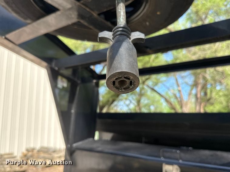 image for item ET1936 2020 Lamar DL831627 dump trailer