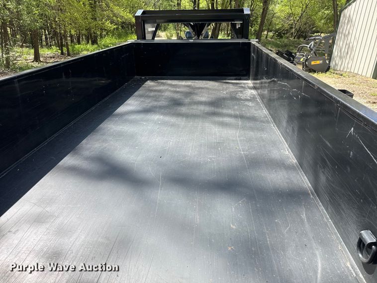 image for item ET1936 2020 Lamar DL831627 dump trailer