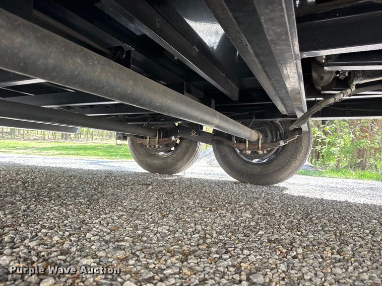 image for item ET1936 2020 Lamar DL831627 dump trailer