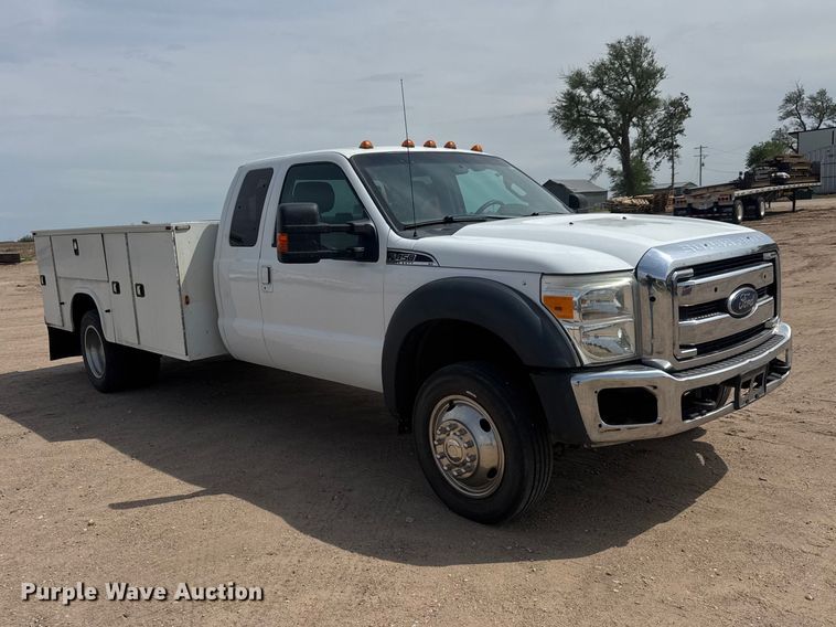 image for item ET1963 2013 Ford F450 Super Duty XLT utility / service truck