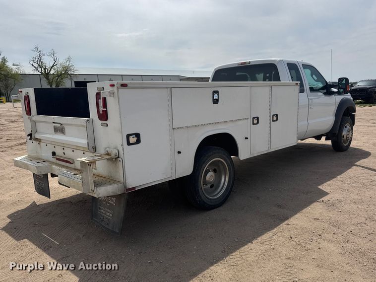 image for item ET1963 2013 Ford F450 Super Duty XLT utility / service truck