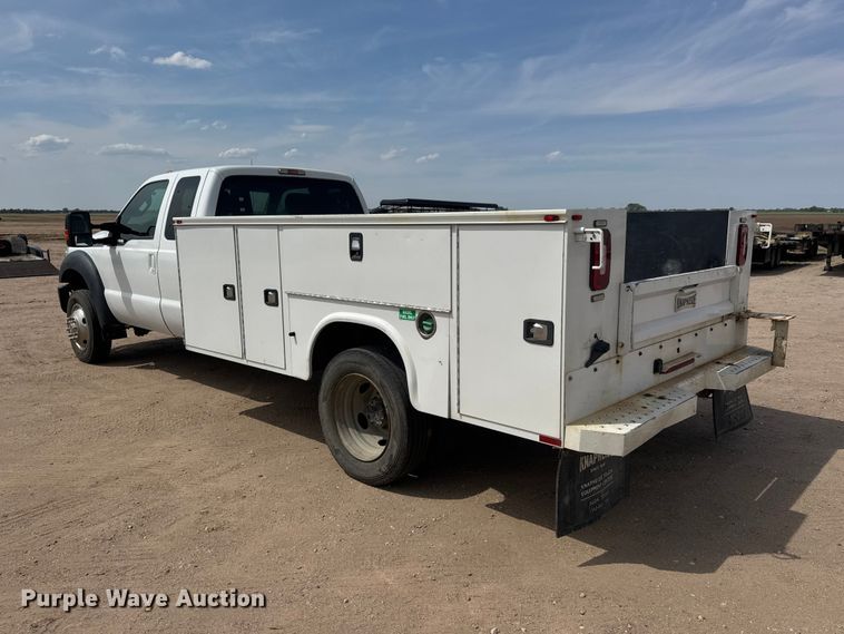 image for item ET1963 2013 Ford F450 Super Duty XLT utility / service truck