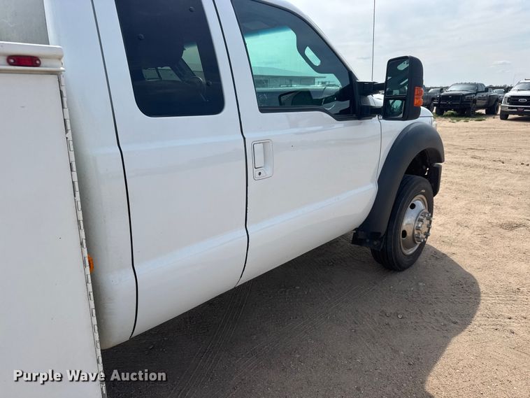 image for item ET1963 2013 Ford F450 Super Duty XLT utility / service truck