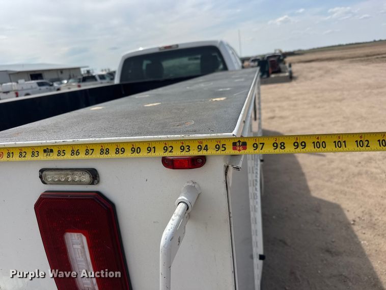 image for item ET1963 2013 Ford F450 Super Duty XLT utility / service truck