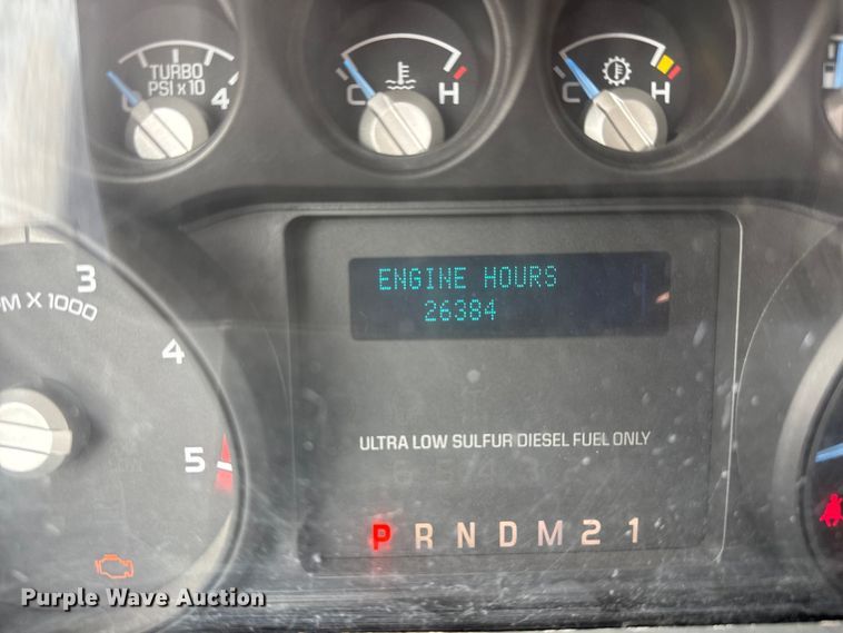 image for item ET1963 2013 Ford F450 Super Duty XLT utility / service truck