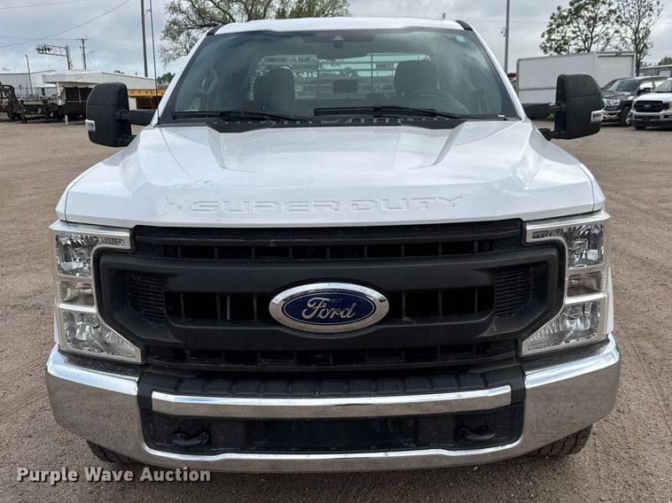 image for item ET1964 2020 Ford F250 Super Duty Ext. Cab pickup truck
