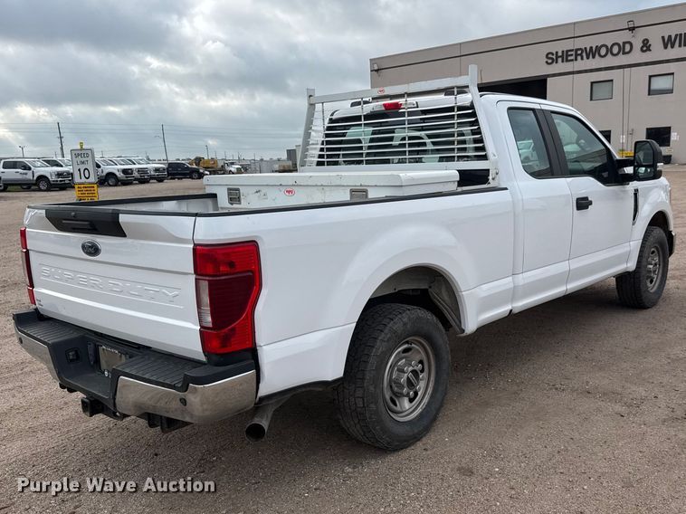 image for item ET1964 2020 Ford F250 Super Duty Ext. Cab pickup truck