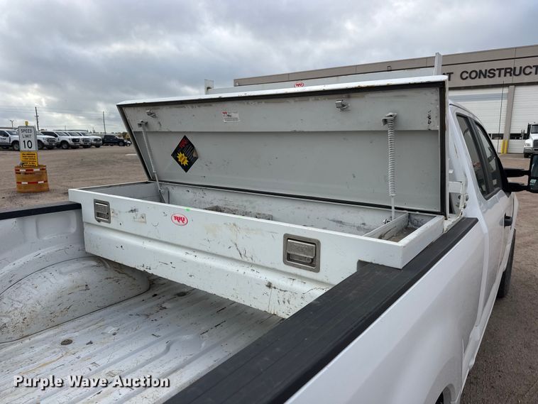 image for item ET1964 2020 Ford F250 Super Duty Ext. Cab pickup truck