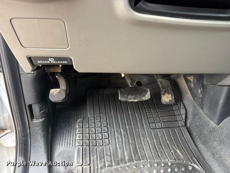 image for item ET1964 2020 Ford F250 Super Duty Ext. Cab pickup truck