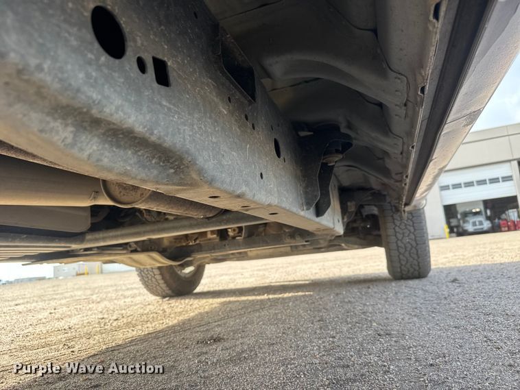 image for item ET1965 2020 Ford F150 Crew Cab pickup truck