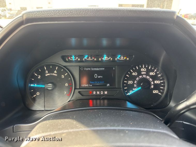 image for item ET1965 2020 Ford F150 Crew Cab pickup truck