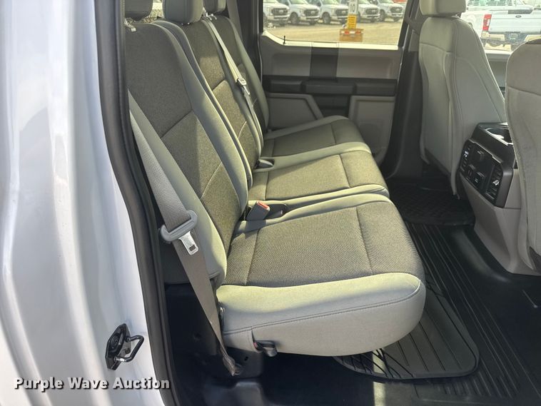 image for item ET1965 2020 Ford F150 Crew Cab pickup truck