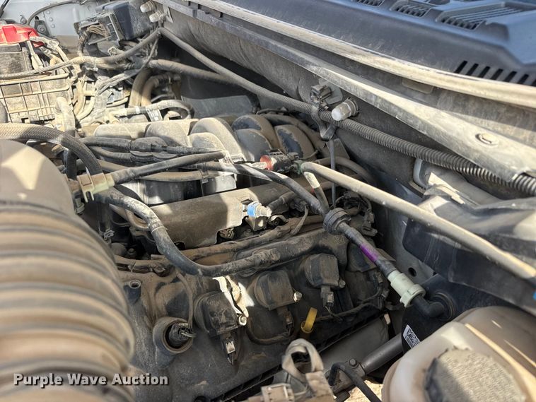 image for item ET1965 2020 Ford F150 Crew Cab pickup truck