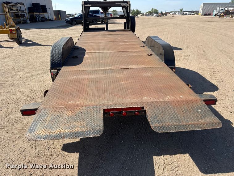 image for item ET1969 2007 Load Trail tilt deck equipment trailer