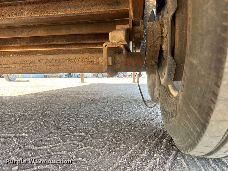 image for item ET1969 2007 Load Trail tilt deck equipment trailer