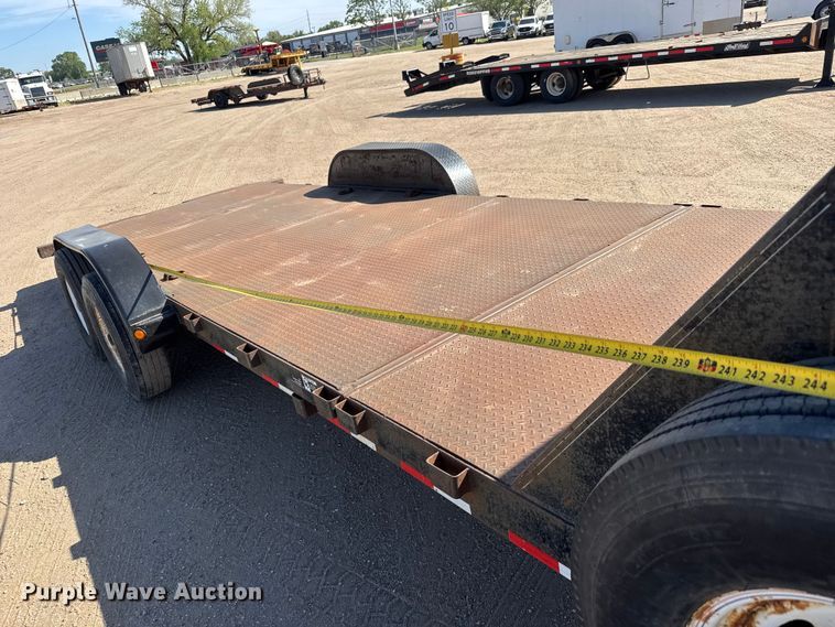 image for item ET1969 2007 Load Trail tilt deck equipment trailer