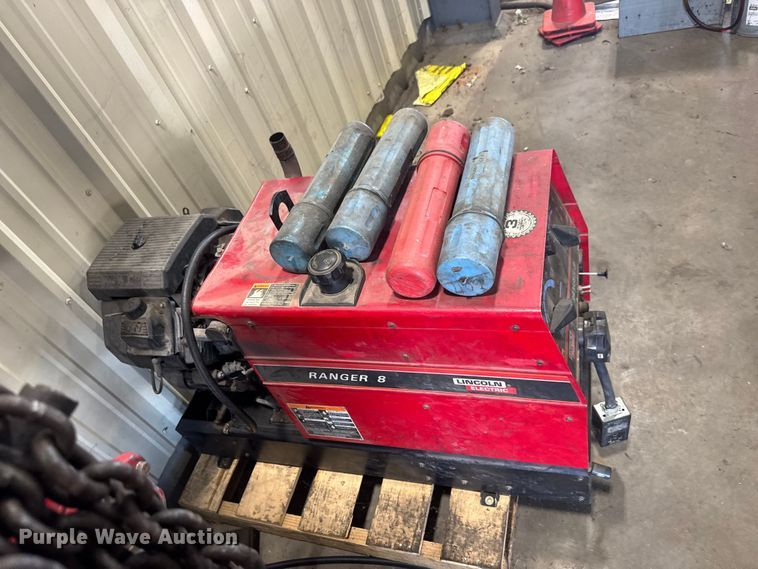 image for item ET1994 Lincoln Electric Ranger 8 welder/generator