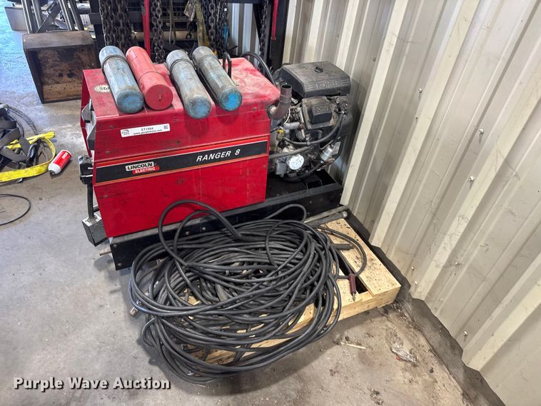 image for item ET1994 Lincoln Electric Ranger 8 welder/generator