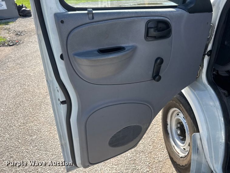 image for item ET1996 1998 Dodge Ram Wagon 3500 van
