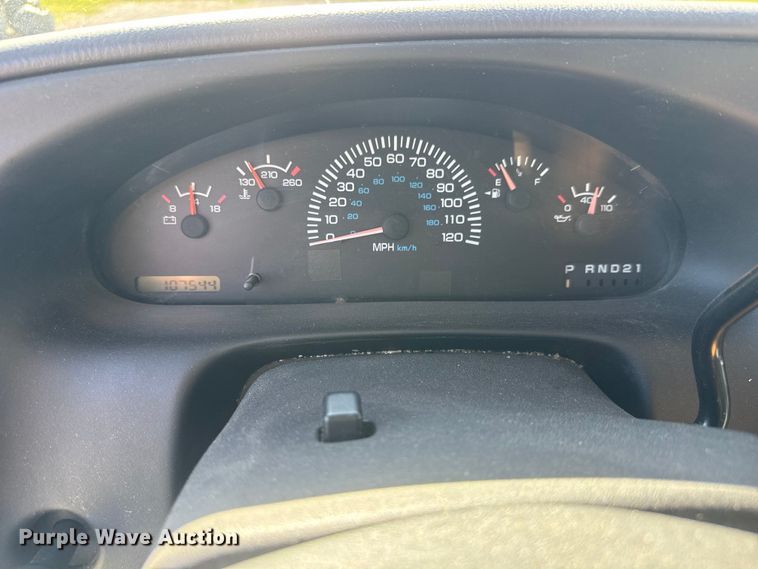 image for item ET1996 1998 Dodge Ram Wagon 3500 van