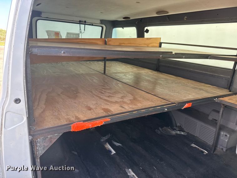 image for item ET1996 1998 Dodge Ram Wagon 3500 van