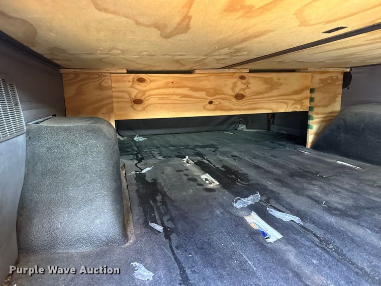 image for item ET1996 1998 Dodge Ram Wagon 3500 van