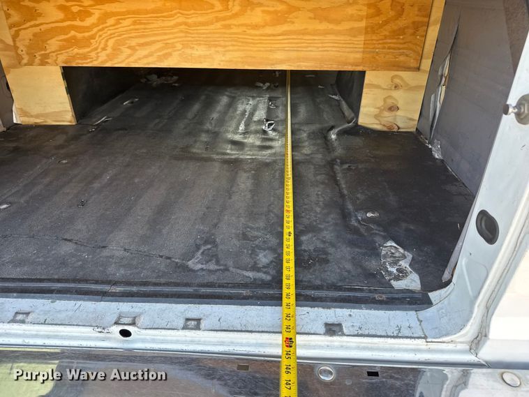 image for item ET1996 1998 Dodge Ram Wagon 3500 van