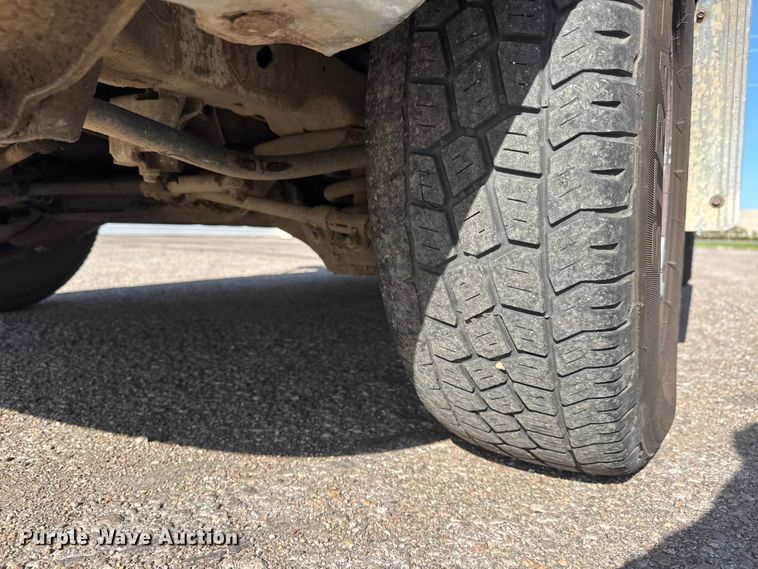 image for item ET1996 1998 Dodge Ram Wagon 3500 van