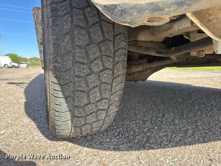 image for item ET1996 1998 Dodge Ram Wagon 3500 van