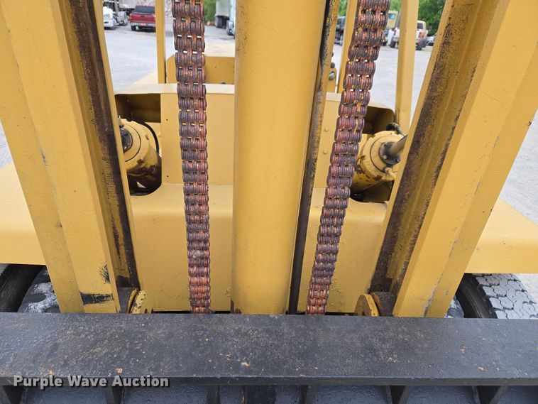 image for item ET5052 Clark 392439 forklift