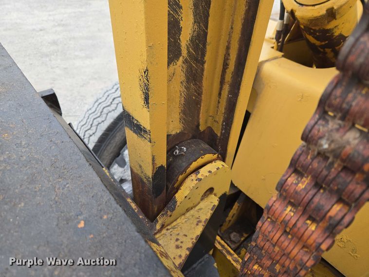 image for item ET5052 Clark 392439 forklift
