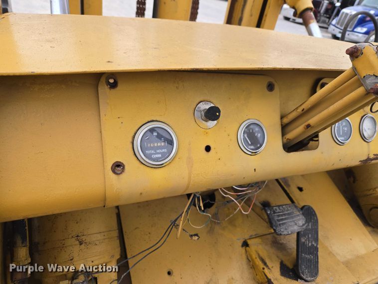 image for item ET5052 Clark 392439 forklift