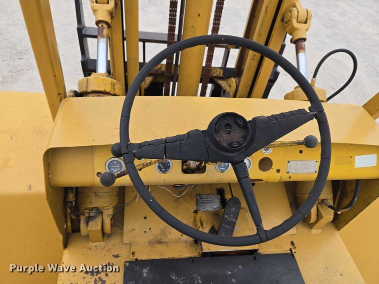 image for item ET5052 Clark 392439 forklift
