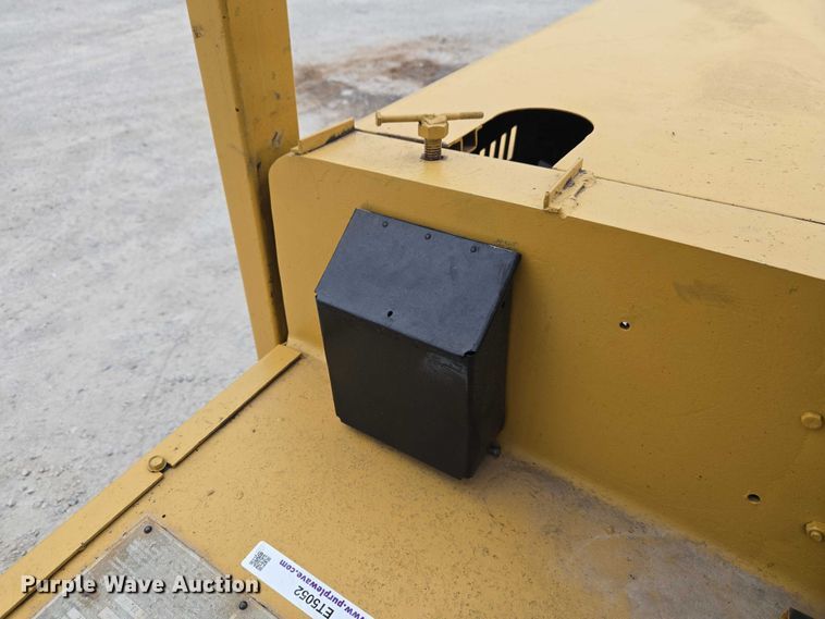 image for item ET5052 Clark 392439 forklift