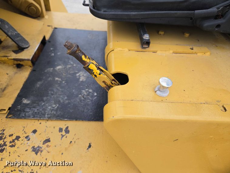 image for item ET5052 Clark 392439 forklift