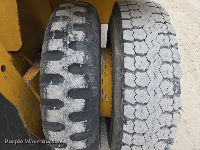 image for item ET5052 Clark 392439 forklift
