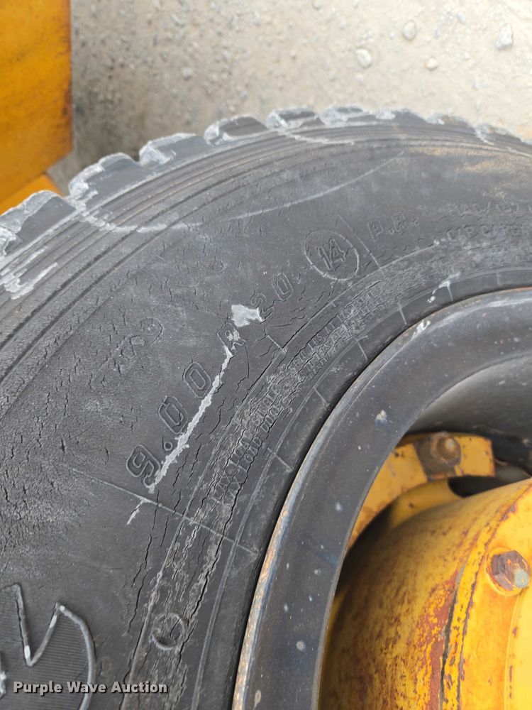 image for item ET5052 Clark 392439 forklift