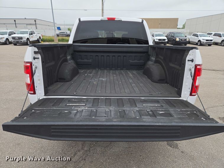 image for item ET5055 2018 Ford F150 Crew Cab pickup truck