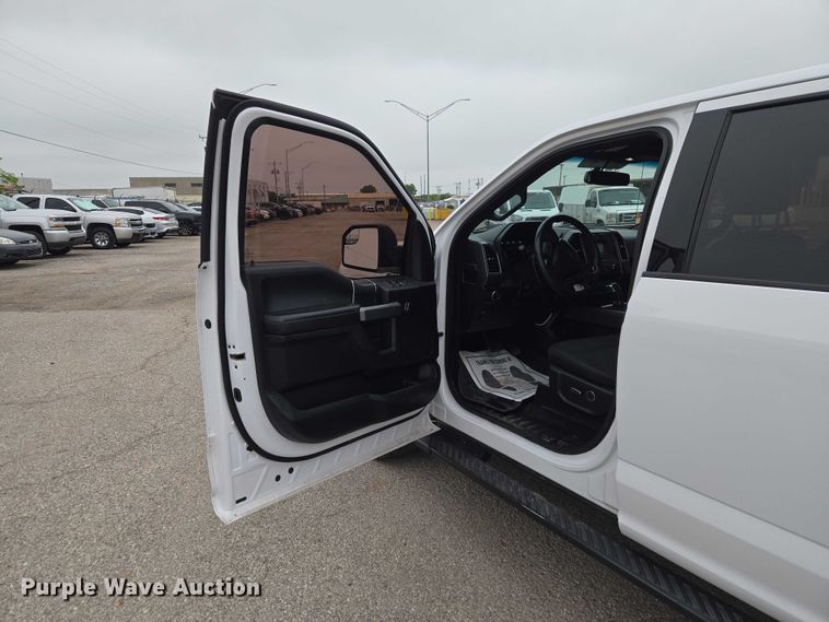 image for item ET5055 2018 Ford F150 Crew Cab pickup truck